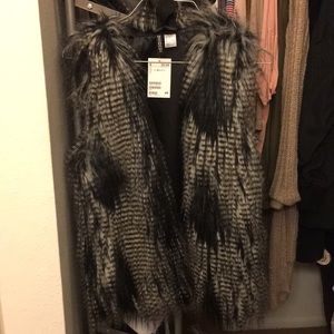 Fur vest